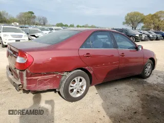 2004 Toyota Camry LE with VIN 4T1BF32K94U080450, listed as a Copart auction lot 50993005 with 141,265 mi miles and Salvage Title. Bid and sale history available at carsss.com. Image 3.