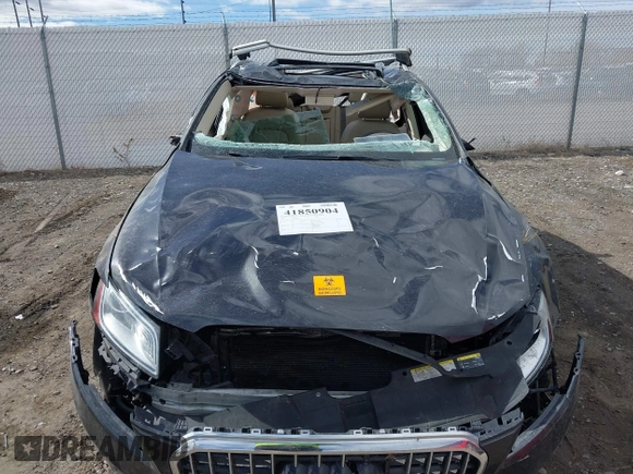 2015 Audi Q5 Premium Plus with VIN WA1LFAFP2FA050224, listed as a IAAI auction lot 41850904 with Not provided miles and . Bid and sale history available at DreamBid. Image 6.