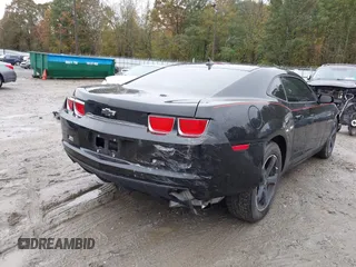 2011 Chevrolet Camaro 2LS с VIN 2G1FA1ED3B9165616, выставлен на аукционе IAAI как лот 40864625 с пробегом 145 035 миль миль и . История ставок и продаж доступна на DreamBid. Изображение 6.