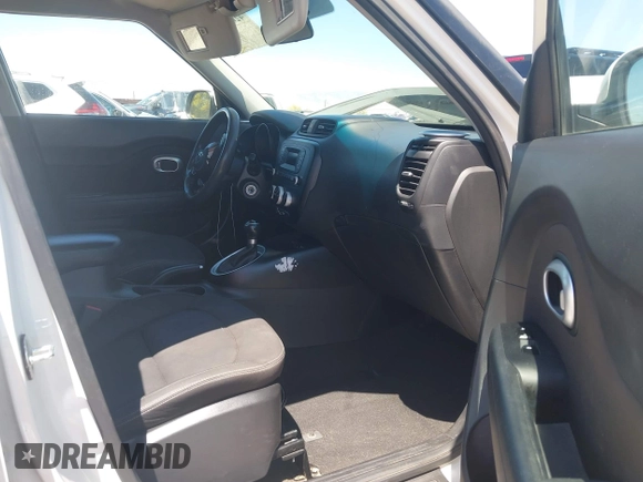 2016 Kia Soul with VIN KNDJN2A26G7357170, listed as a IAAI auction lot 42087410 with 106,560 mi miles. Bid and sale history available at carsss.com. Image 5.