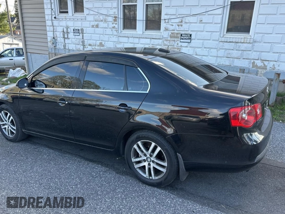 2006 Volkswagen Jetta Sedan 1.9L TDI with VIN 3VWST81K16M703303, listed as a Copart auction lot 53751495 with 231,448 mi miles and Salvage Title. Bid and sale history available at carsss.com. Image 3.