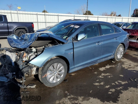 2016 Hyundai Sonata Hybrid SE with VIN KMHE24L17GA037672, listed as a Copart auction lot 38761553 with 47,885 mi miles. Bid and sale history available at carsss.com. Image 1.