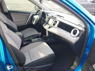 2018 Toyota RAV4 XLE with VIN JTMWFREV3JJ725847, listed as a IAAI auction lot 42110555 with 84,503 mi miles and . Bid and sale history available at DreamBid. Image 5.