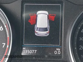 2018 Volkswagen Atlas SEL z VIN 1V2MR2CA2JC516351, wystawiony jako IAAI lot #42341113 z przebiegiem 135 077 mil mil oraz . Historia ofert i sprzedaży dostępna na DreamBid. Obrazek 15.