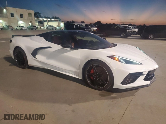 2021 Chevrolet Corvette 2LT with VIN 1G1YB3D40M5114061, listed as a Copart auction lot 81177374 with 0 mi miles and Non Repairable. Bid and sale history available at carsss.com. Image 4.