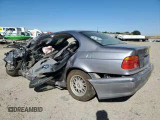 1997 BMW 5 Series 528iA with VIN WBADD6325VBW28988, listed as a Copart auction lot 73152654 with 0 mi miles and Salvage Title. Bid and sale history available at carsss.com. Image 2.