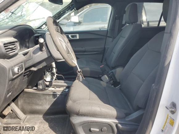 2020 Ford Police Interceptor Utility with VIN 1FM5K8AB1LGD18814, listed as a Copart auction lot 46196305 with 80,132 mi miles and Non Repairable. Bid and sale history available at carsss.com. Image 7.