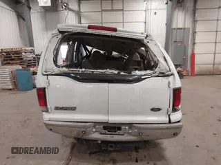 2000 Ford Excursion Limited с VIN 1FMSU43F5YED20090, выставлен на аукционе IAAI как лот 41152653 с пробегом Не указан миль и . История ставок и продаж доступна на DreamBid. Изображение 16.