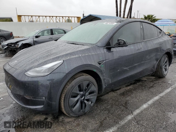 2025 Tesla Model Y Long Range with VIN 7SAYGAEE3SF216635, listed as a Copart auction lot 44614555 with 400 mi miles and Salvage Title. Bid and sale history available at DreamBid. Image 1.