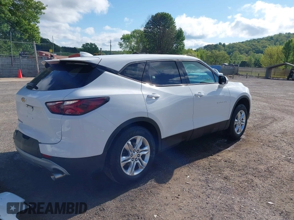 2022 Chevrolet Blazer LT with VIN 3GNKBHR40NS163519, listed as a IAAI auction lot 42220133 with 35,598 mi miles and . Bid and sale history available at DreamBid. Image 4.