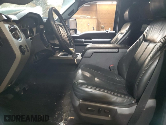 2014 Ford F-250 XL z VIN 1FT7W2BT3EEA20866, wystawiony jako Copart lot #45906915 z przebiegiem 154 582 mil mil oraz Szkoda całkowita • Salvage title. Historia ofert i sprzedaży dostępna na DreamBid. Obrazek 7.
