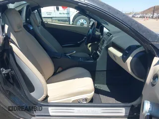 2006 Mercedes-Benz SLK 280 with VIN WDBWK54F86F102148, listed as a IAAI auction lot 42860504 with 128,388 mi miles and . Bid and sale history available at DreamBid. Image 8.