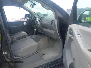 2018 Nissan Frontier SV with VIN 1N6AD0EV0JN744891, listed as a IAAI auction lot 42128481 with 137,412 mi miles and . Bid and sale history available at DreamBid. Image 5.