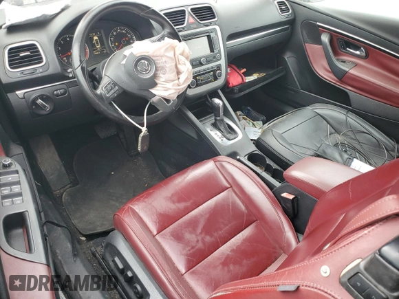2012 Volkswagen Eos Lux with VIN WVWFW7AH6CV005880, listed as a Copart auction lot 82214934 with 149,477 mi miles and Salvage Title. Bid and sale history available at DreamBid. Image 8.