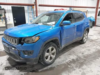 2018 Jeep Compass Altitude with VIN 3C4NJDBB2JT200181, listed as a IAAI auction lot 41374793 with 158,794 mi miles and . Bid and sale history available at carsss.com. Image 17.