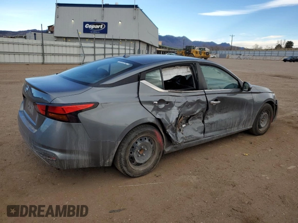 2020 Nissan Altima S with VIN 1N4BL4BV6LC236578, listed as a Copart auction lot 48825645 with 136,267 mi miles and Salvage Title. Bid and sale history available at carsss.com. Image 3.