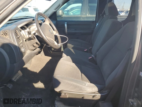 2007 Chevrolet Silverado 1500 LT w/1LT with VIN 2GCEC19J271614884, listed as a Copart auction lot 84551504 with 147,445 mi miles and Salvage Title. Bid and sale history available at carsss.com. Image 7.
