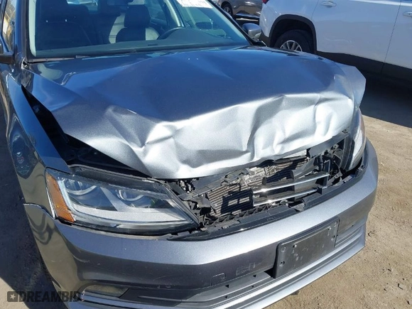 2017 Volkswagen Jetta 1.8T SEL with VIN 3VWL17AJ6HM281074, listed as a IAAI auction lot 41400192 with 43,407 mi miles. Bid and sale history available at carsss.com. Image 6.