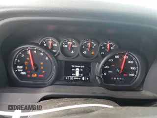 2022 Chevrolet Silverado 1500 Custom Trail Boss with VIN 3GCPDCED1NG685533, listed as a Copart auction lot 61293174 with 62,810 mi miles and Salvage Title. Bid and sale history available at DreamBid. Image 9.