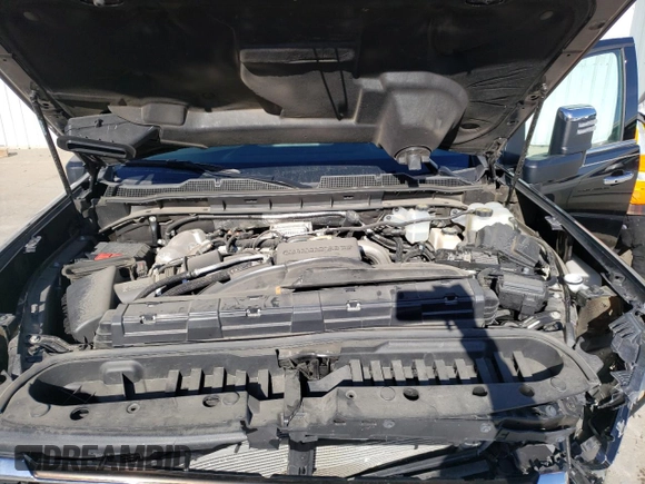 2022 Chevrolet Silverado 3500HD High Country with VIN 2GC4YVEY5N1226357, listed as a Copart auction lot 41872035 with 10,950 mi miles and Clean Title. Bid and sale history available at carsss.com. Image 12.