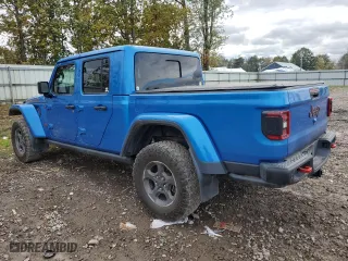 2020 Jeep Gladiator Rubicon with VIN 1C6JJTBG4LL205778, listed as a Copart auction lot 72032593 with 34,937 mi miles. Bid and sale history available at carsss.com. Image 2.