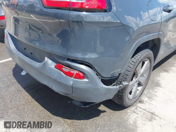 2016 Jeep Cherokee Latitude with VIN 1C4PJLCBXGW284156, listed as a IAAI auction lot 42264152 with 117,327 mi miles and . Bid and sale history available at DreamBid. Image 6.