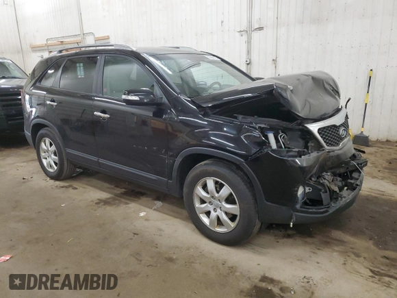 2013 Kia Sorento LX with VIN 5XYKT4A20DG419764, listed as a Copart auction lot 53566815 with 270,017 mi miles and Salvage Title. Bid and sale history available at carsss.com. Image 4.