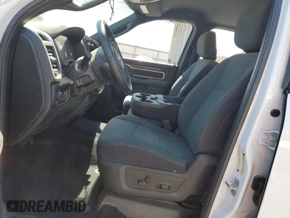 2024 Ram 2500 Big Horn with VIN 3C6UR5DJXRG401109, listed as a Copart auction lot 64012645 with 3,420 mi miles and Clean title. Bid and sale history available at DreamBid. Image 7.