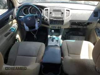 2013 Toyota Tacoma with VIN 3TMMU4FN4DM051231, listed as a Copart auction lot 60444775 with 193,275 mi miles and Salvage title. Bid and sale history available at DreamBid. Image 8.