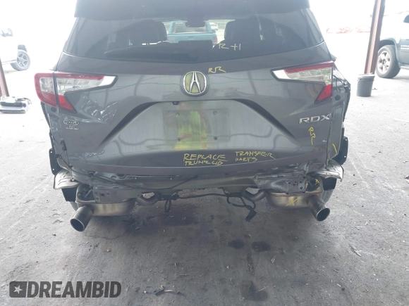 2019 Acura RDX with VIN 5J8TC1H35KL023138, listed as a IAAI auction lot 42533262 with 42,126 mi miles and . Bid and sale history available at DreamBid. Image 6.