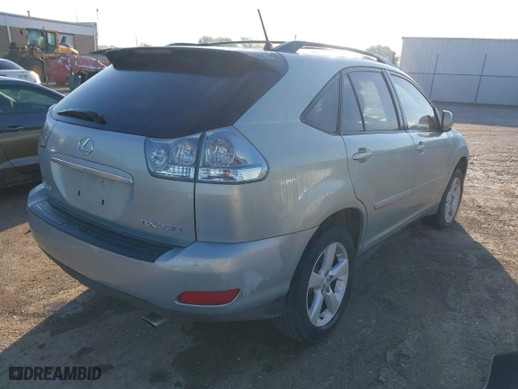 2004 Lexus RX 330 with VIN JTJGA31U540043685, listed as a IAAI auction lot 42088922 with 252,133 mi miles. Bid and sale history available at carsss.com. Image 4.