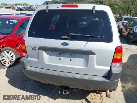 2003 Ford Escape XLT Popular 2 with VIN 1FMYU93183KD62338, listed as a IAAI auction lot 41990799 with 216,952 mi miles and . Bid and sale history available at DreamBid. Image 16.