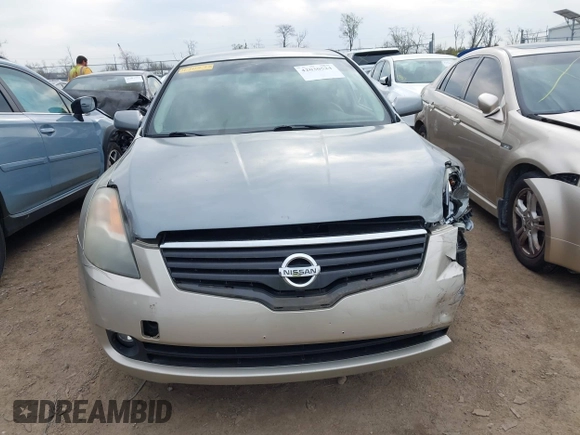 2009 Nissan Altima SL with VIN 1N4AL21E59N470273, listed as a IAAI auction lot 42030524 with 184,286 mi miles and . Bid and sale history available at DreamBid. Image 13.