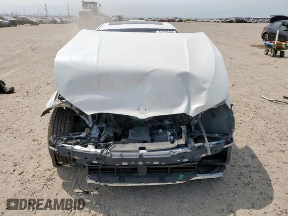 2022 BMW 3 Series 330i z VIN 3MW5R1J00N8C27912, wystawiony jako Copart lot #57255145 z przebiegiem 49 569 mil mil oraz Szkoda całkowita • Salvage title. Historia ofert i sprzedaży dostępna na DreamBid. Obrazek 5.