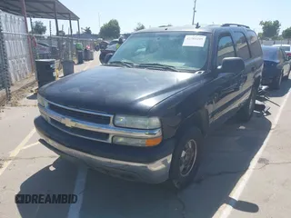 2006 Chevrolet Tahoe LS with VIN 1GNEC13V96R167740, listed as a IAAI auction lot 42384289 with 242,572 mi miles and . Bid and sale history available at DreamBid. Image 2.