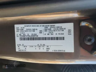 2020 Ford F-350 XL z VIN 1FD8W3HT8LED05136, wystawiony jako Copart lot #48474705 z przebiegiem 135 147 mil mil oraz Szkoda całkowita • Salvage title. Historia ofert i sprzedaży dostępna na DreamBid. Obrazek 13.
