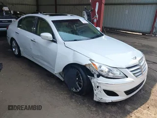 2013 Hyundai Genesis 3.8L z VIN KMHGC4DDXDU237728, wystawiony jako IAAI lot #42402839 z przebiegiem 134 977 mil mil oraz . Historia ofert i sprzedaży dostępna na DreamBid. Obrazek 1.