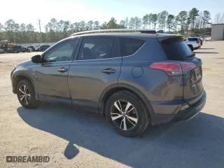 2018 Toyota RAV4 XLE with VIN JTMWFREVXJJ740121, listed as a Copart auction lot 46467085 with 100,648 mi miles and Salvage Title. Bid and sale history available at carsss.com. Image 2.
