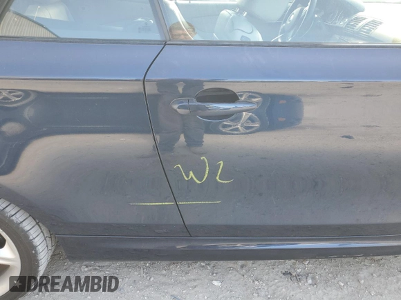 2010 BMW 1 Series 135i with VIN WBAUN9C50AVK41752, listed as a Copart auction lot 88301825 with Not Provided miles and Salvage Title. Bid and sale history available at carsss.com. Image 12.