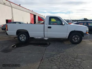 2000 Chevrolet Silverado 1500 with VIN 1GCEC14W9YE262857, listed as a IAAI auction lot 41277426 with 1 mi miles. Bid and sale history available at carsss.com. Image 12.