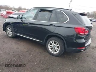 2014 BMW X5 xDrive35i z VIN 5UXKR0C51E0H26528, wystawiony jako IAAI lot #42027626 z przebiegiem 87 228 mil mil oraz . Historia ofert i sprzedaży dostępna na DreamBid. Obrazek 3.