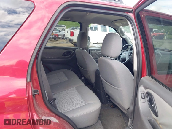 2006 Ford Escape XLT with VIN 1FMYU93156KA02013, listed as a IAAI auction lot 42205647 with 182,974 mi miles and . Bid and sale history available at DreamBid. Image 8.