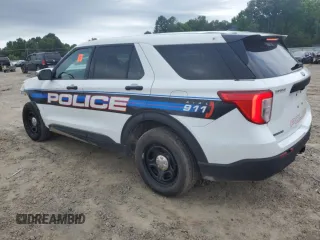 2023 Ford Police Interceptor Utility z VIN 1FM5K8AB6PGA19664, wystawiony jako Copart lot #58413615 z przebiegiem 34 010 mil mil oraz Szkody całkowita. Historia ofert i sprzedaży dostępna na DreamBid. Obrazek 2.