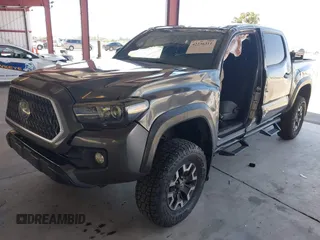2017 Toyota Tacoma SR5 с VIN 3TMCZ5AN9HM062936, выставлен на аукционе IAAI как лот 42236311 с пробегом 60 479 миль миль и . История ставок и продаж доступна на DreamBid. Изображение 18.