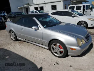2003 Mercedes-Benz CLK-Class 4.3L with VIN WDBLK70G23T143823, listed as a Copart auction lot 75364334 with 0 mi miles and Non Repairable. Bid and sale history available at carsss.com. Image 4.