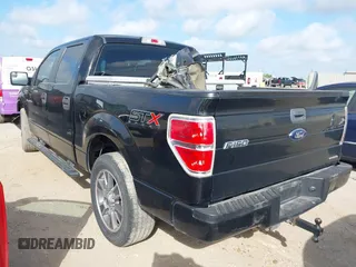 2014 Ford F-150 XL with VIN 1FTEW1CM2EFC12721, listed as a IAAI auction lot 39868316 with 272,351 mi miles. Bid and sale history available at carsss.com. Image 3.