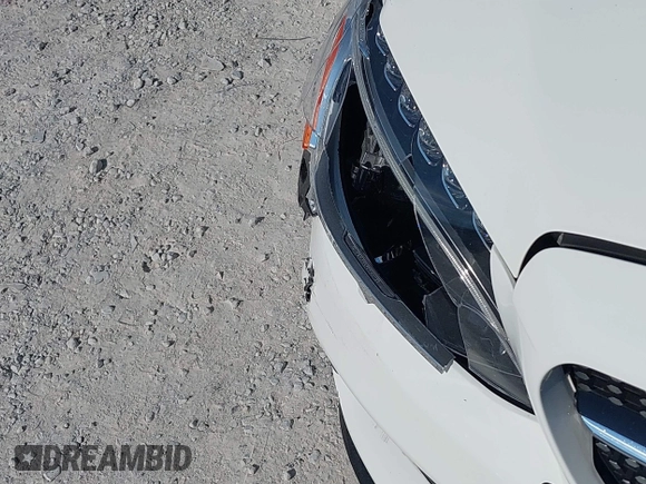 2018 Mercedes-Benz C 300 с VIN WDDWJ4KB1JF748595, выставлен на аукционе IAAI как лот 40413383 с пробегом 58 112 миль миль и . История ставок и продаж доступна на DreamBid. Изображение 6.