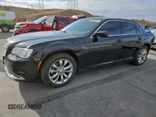 2015 Chrysler 300 Limited with VIN 2C3CCARG3FH781731, listed as a Copart auction lot 50364075 with 102,530 mi miles and Salvage Title. Bid and sale history available at carsss.com. Image 1.