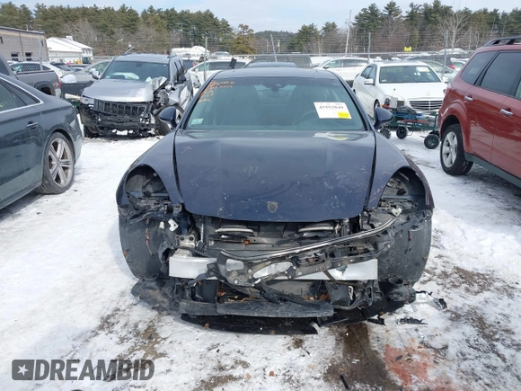 2016 Porsche Panamera 4 z VIN WP0AA2A79GL003724, wystawiony jako IAAI lot #41553849 z przebiegiem 80 551 mil mil oraz . Historia ofert i sprzedaży dostępna na DreamBid. Obrazek 13.