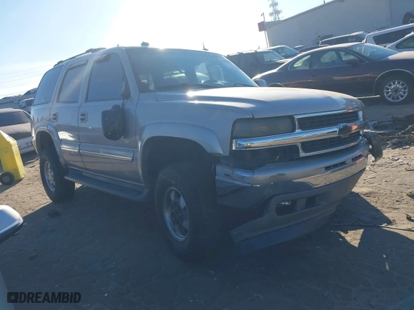 2005 Chevrolet Tahoe LT with VIN 1GNEC13T15R218984, listed as a IAAI auction lot 41017590 with 248,781 mi miles. Bid and sale history available at carsss.com. Image 1.